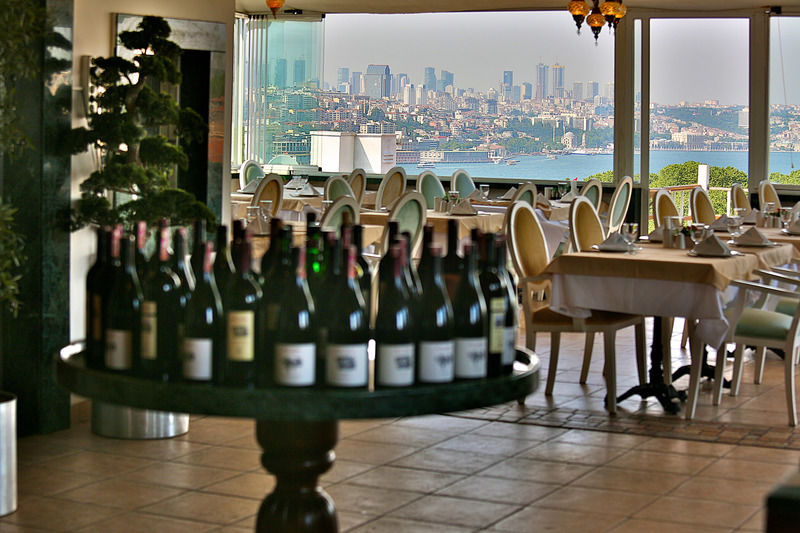The Istanbul Hotel المظهر الخارجي الصورة