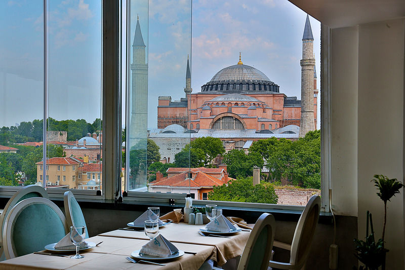 The Istanbul Hotel المظهر الخارجي الصورة